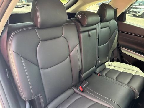 Used 2022 Genesis GV70 2.5T w/ Select Package AWD/4WD image 30