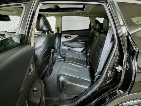 Used 2023 Nissan Murano SL w/ SL Moonroof Package FWD image 24