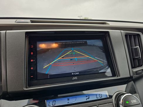 Used 2014 Toyota RAV4 XLE image 29