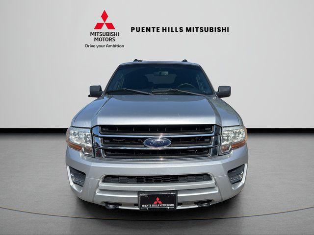 Used 2017 Ford Expedition XLT AWD/4WD image 2