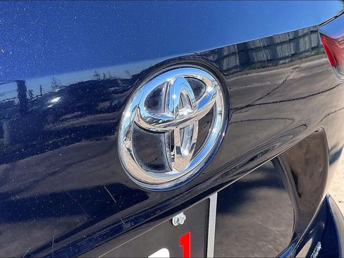 Used 2024 Toyota Highlander Limited AWD/4WD image 56