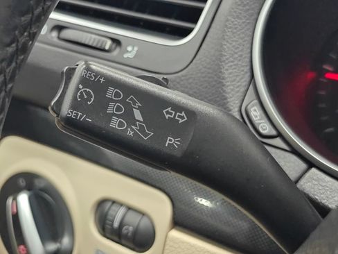 Used 2013 Volkswagen Jetta TDI FWD image 11
