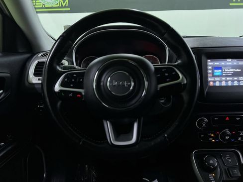 Used 2019 Jeep Compass Latitude w/ Popular Equipment Group AWD/4WD image 21