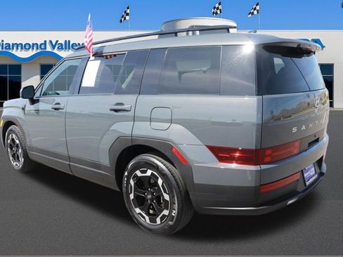 Used 2025 Hyundai Santa Fe SEL FWD image 4