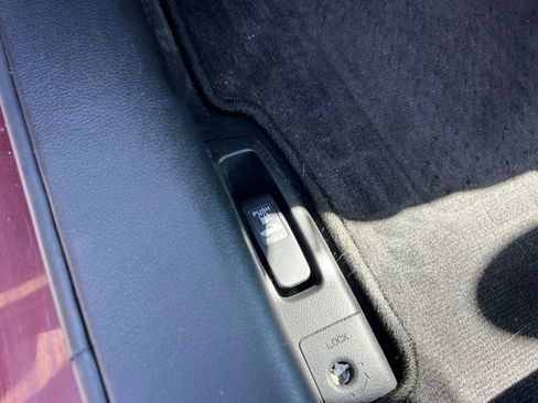 Used 2016 Honda Accord EX image 23