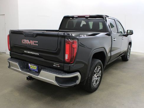 Used 2025 GMC Sierra 1500 SLT AWD/4WD image 5