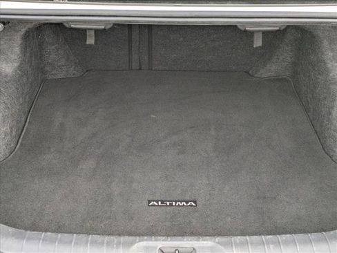 Used 2023 Nissan Altima 2.5 SV image 6