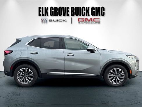 Used 2024 Buick Envision Preferred image 3