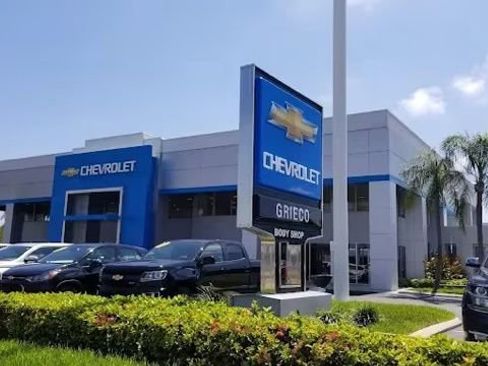 Used 2017 Nissan Sentra SV image 4