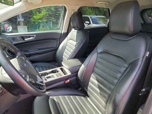 Used 2023 Ford Edge SEL image 13