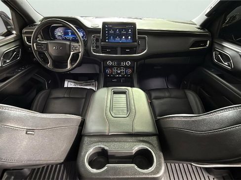 Used 2024 Chevrolet Suburban RST w/ Luxury Package image 33