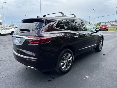 Used 2020 Buick Enclave Avenir w/ Avenir Technology Package FWD image 5