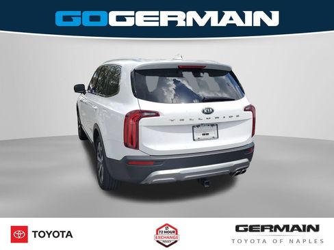 Used 2021 Kia Telluride EX w/ EX Premium Package FWD image 12