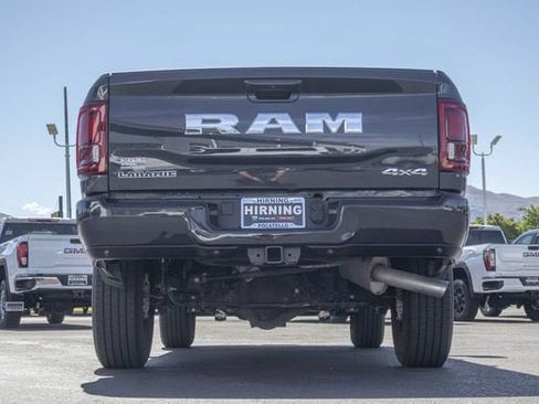 Used 2026 RAM 2500 Laramie AWD/4WD image 31