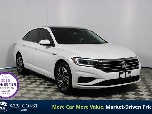 Used 2021 Volkswagen Jetta SEL FWD image 1