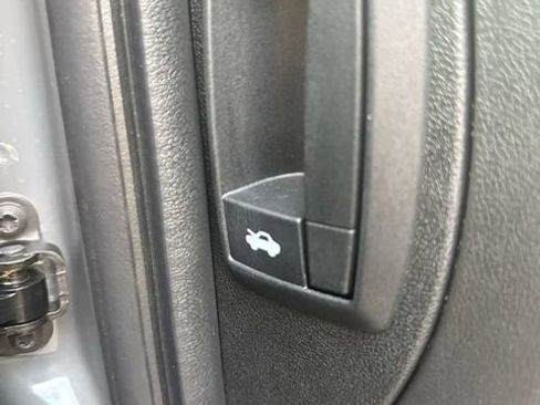 New 2026 RAM ProMaster 3500 w/ Premium Convenience Group image 9