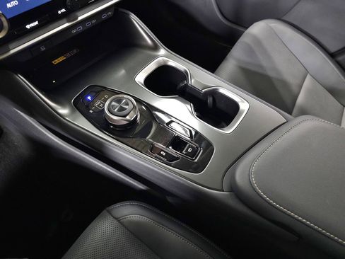Used 2025 Lexus RZ 300e w/ Accessory Package (2T) FWD image 28