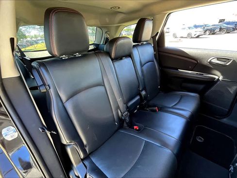 Used 2019 Dodge Journey GT image 17