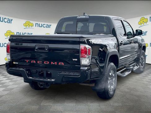 Used 2022 Toyota Tacoma TRD Off-Road image 6