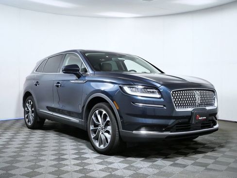 Certified 2023 Lincoln Nautilus Reserve w/ Equipment Group 201A AWD/4WD image 1
