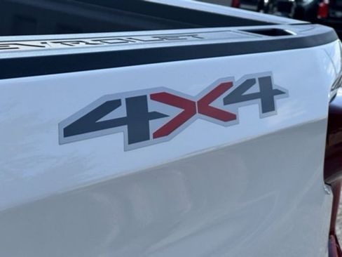 New 2026 Chevrolet Silverado 1500 W/T image 15