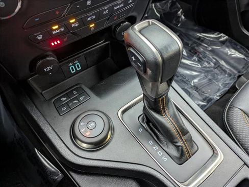 Used 2022 Ford Ranger Lariat w/ Equipment Group 501A High image 12