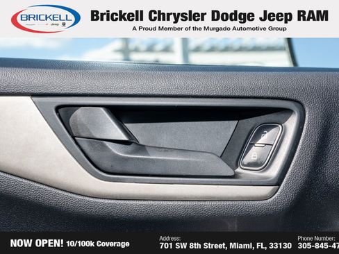 Used 2022 Ford Escape SE image 26