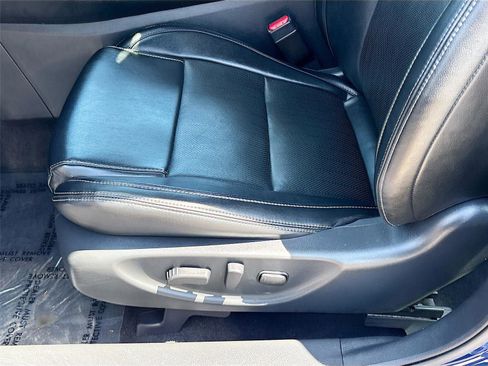 Used 2023 Nissan Maxima SL FWD image 19