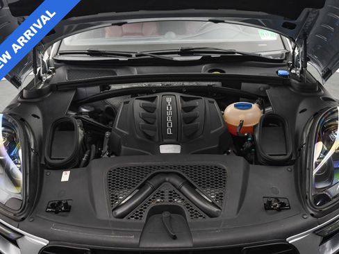 Used 2017 Porsche Macan GTS image 28