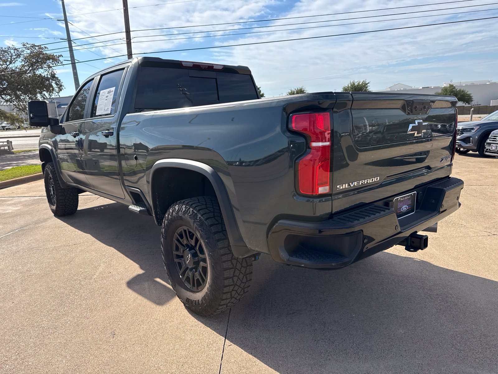 Used 2026 Chevrolet Silverado 2500 ZR2 AWD/4WD image 5
