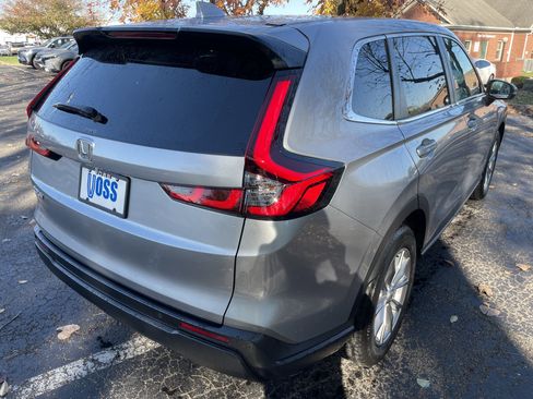 Certified 2023 Honda CR-V EX-L image 3