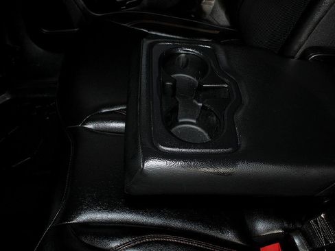 Used 2018 Jeep Compass Limited image 30