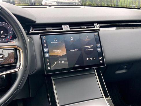 Certified 2026 Land Rover Range Rover Velar S AWD/4WD image 6