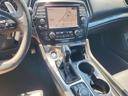 Used 2019 Nissan Maxima SR w/ Premium Package FWD image 29