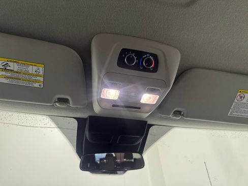 Used 2024 Ford Transit 350 XLT RWD image 28