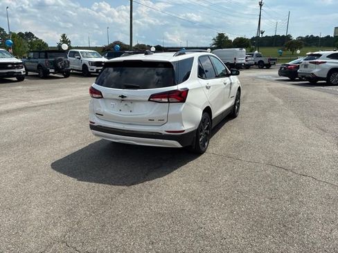 Used 2022 Chevrolet Equinox RS w/ RS Leather Package AWD/4WD image 40