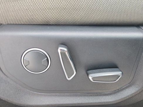 Used 2015 Ford F150 XLT w/ Equipment Group 302A Luxury image 39