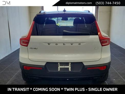 Used 2022 Volvo XC40 P8 Recharge Plus AWD/4WD image 5