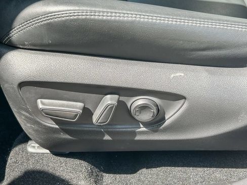 Used 2024 Toyota RAV4 XLE Premium FWD image 23