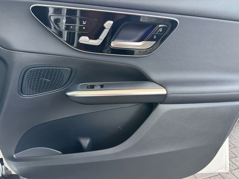 Certified 2025 Mercedes-Benz GLC 300 GLC 300 image 21