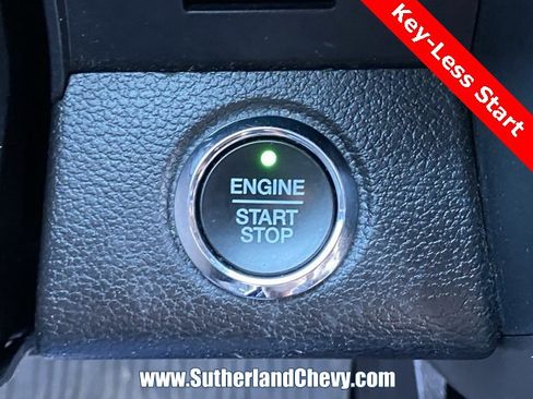 Used 2021 Ford Expedition XLT image 22