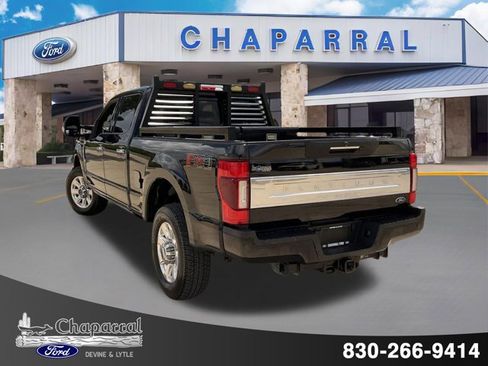 Used 2021 Ford F250 Platinum w/ FX4 Off-Road Package AWD/4WD image 28