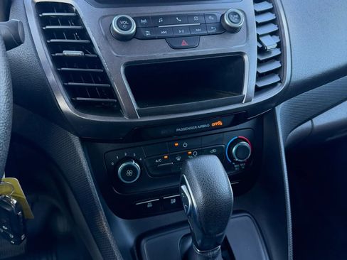 Used 2019 Ford Transit Connect XL FWD image 20