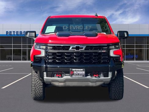 Used 2024 Chevrolet Silverado 1500 ZR2 w/ Technology Package AWD/4WD image 9