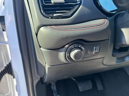 New 2026 Dodge Durango GT image 13