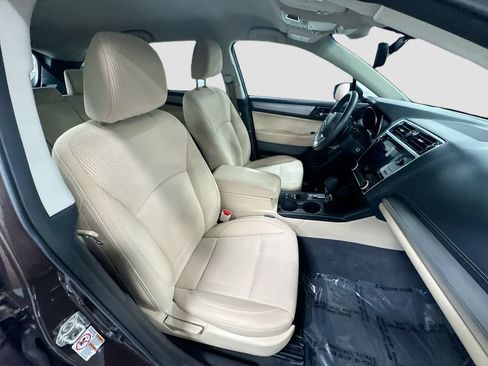 Used 2019 Subaru Outback 2.5i Premium AWD/4WD image 25