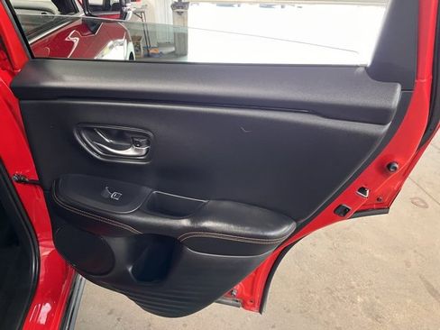 Used 2025 Honda HR-V Sport image 15