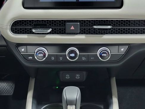 Certified 2026 Honda HR-V EX-L image 20