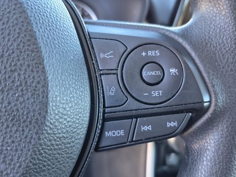 Used 2021 Toyota RAV4 XLE w/ Convenience Package AWD/4WD image 27