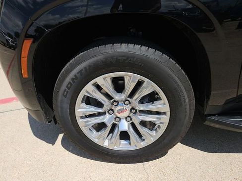 Used 2025 GMC Yukon Denali AWD/4WD image 30